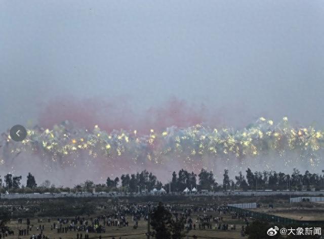 蔡国强烟花秀中的意外，无人机大量掉落坠海_解释落实