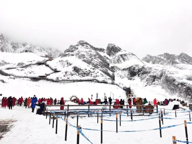 云南8岁女童雪山失踪5天，生死搜救牵动人心